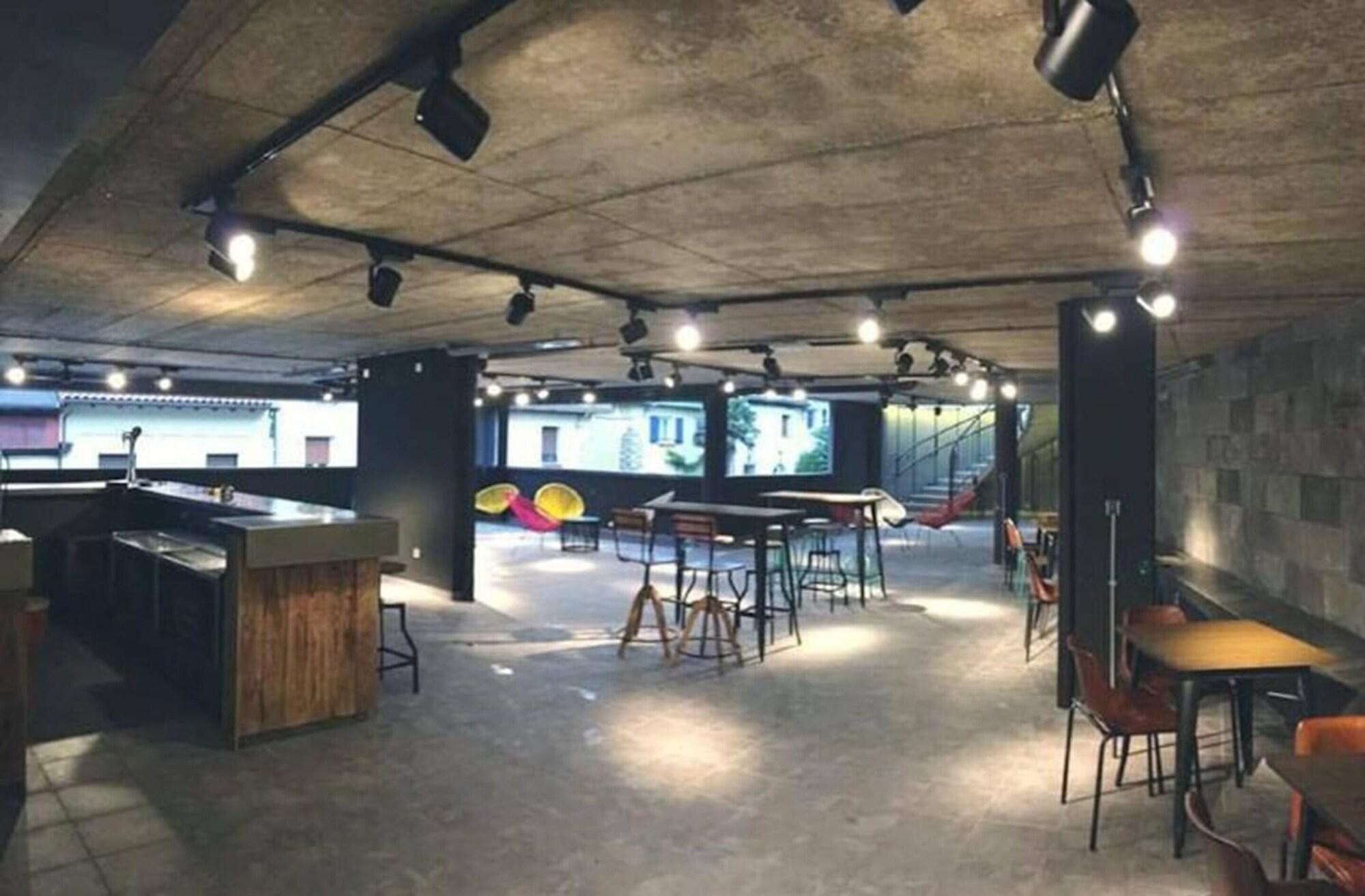 סן סבסטיאן Koisi Hostel מראה חיצוני תמונה